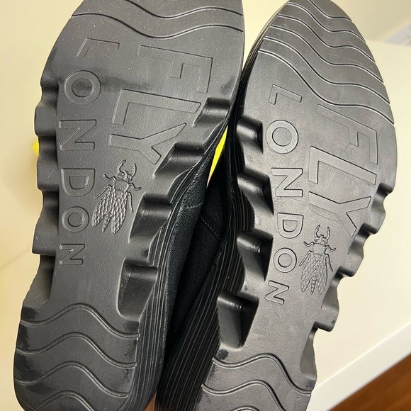 NIB Fly London Wedges - Picture 7 of 9
